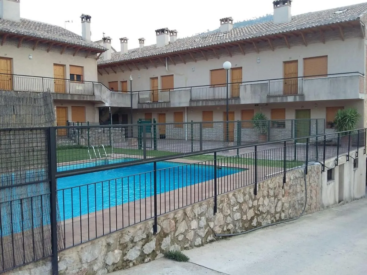 Apartment Alojamiento Galdon Arroyo Frio